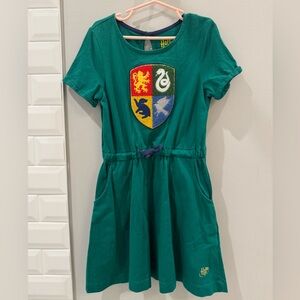 Mini Boden Harry Potter, Hogwarts dress, slytherin green